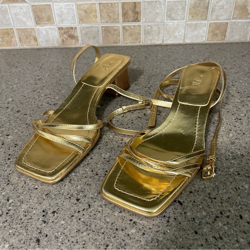 Zara Ankle Wrap Gold Block Heeled Sandal Size 40 - Picture 4 of 14